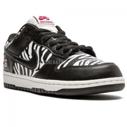 Nike x Quartersnacks SB Dunk Low Zebra
