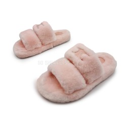 Celine Flip-flops Wool Pink