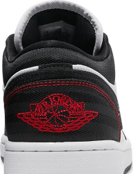 Женские кроссовки Nike Wmns Air Jordan 1 Low SE Utility 'White Black Red'