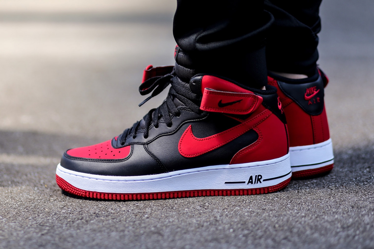 Nike Air Force 1 Mid Red Black