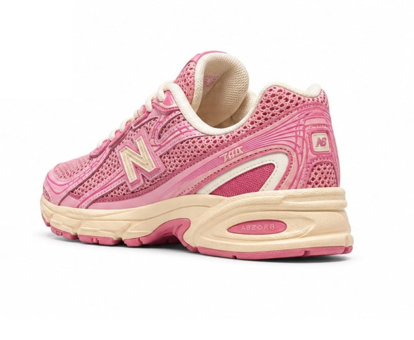 Женские кроссовки New Balance 740 Pink/White
