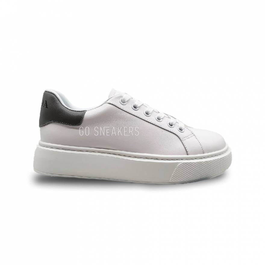 Prada sneakers 2025