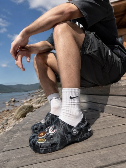 Унисекс сабо Crocs x Bape Classic Clog Camo