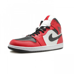 Мужские кроссовки Nike Air Jordan 1 Mid Chicago Toe