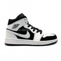Женские кроссовки Nike Air Jordan 1 Mid Black/White
