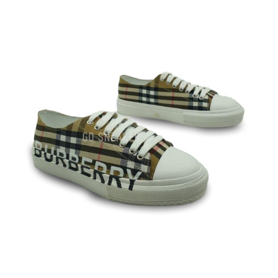 Burberry nike top air max