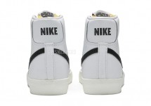 Nike Wmns Blazer Mid 77 Vintage 'White Black'