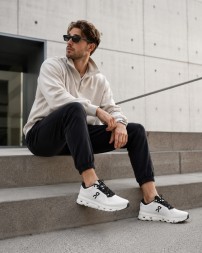 On Cloudzone Ice Black