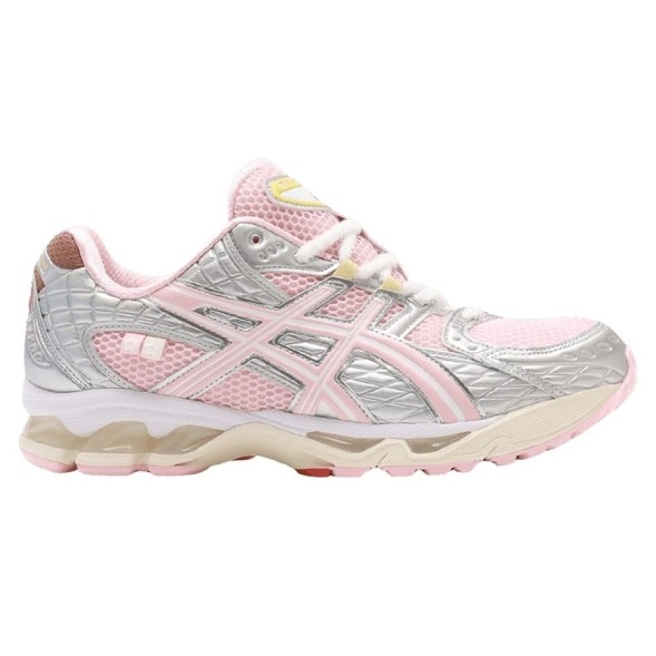 Женские кроссовки VANDYTHEPINK x atmos x ASICS Gel Nimbus 10.1 'Strawberry'