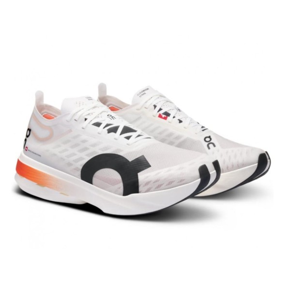 Женские кроссовки On Cloudboom Strike White Black