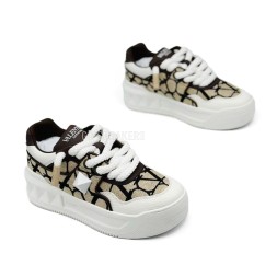 Valentino Garavani One Stud XL Woman Beige/Black