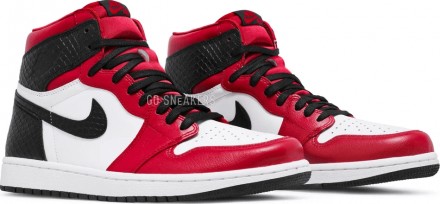 Женские кроссовки Nike Wmns Air Jordan 1 Retro High OG &#039;Satin Red&#039;