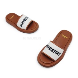 Burberry Flip-flops Brown/White