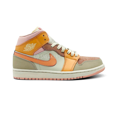 Nike air jordan hotsell 1 mid milan women's