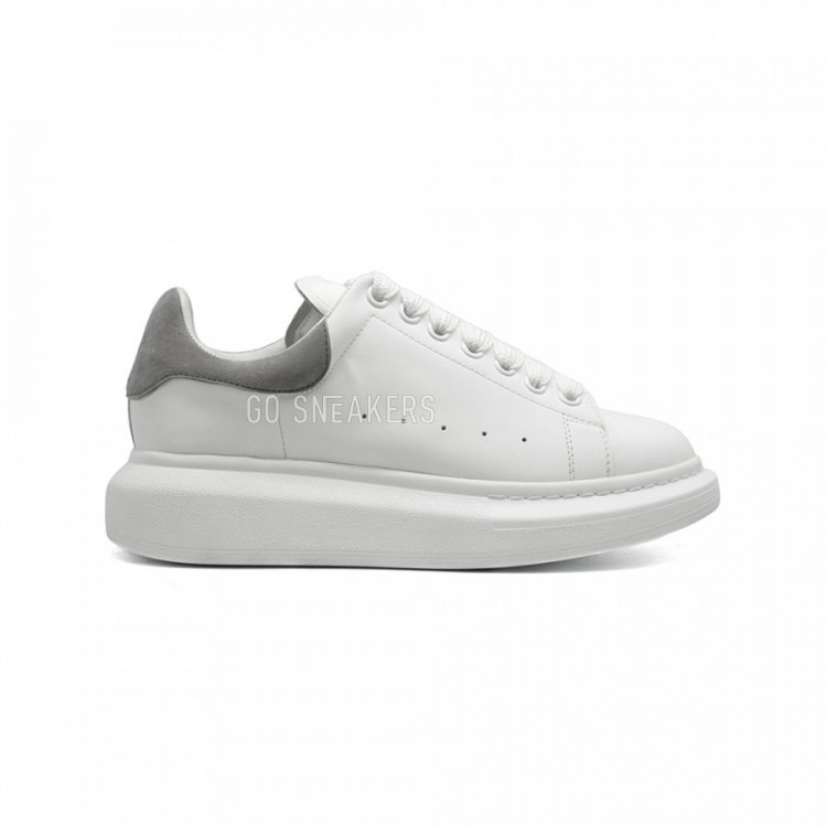 Alexander McQueen Luxe Grey Suede 11 490