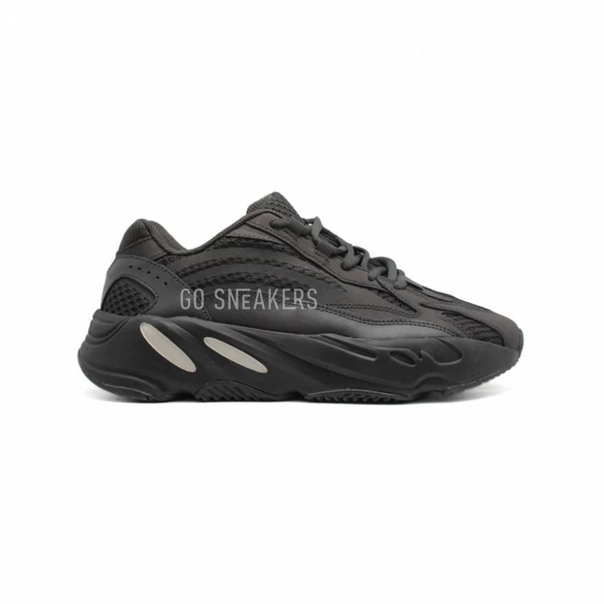 Black wave clearance runner 700