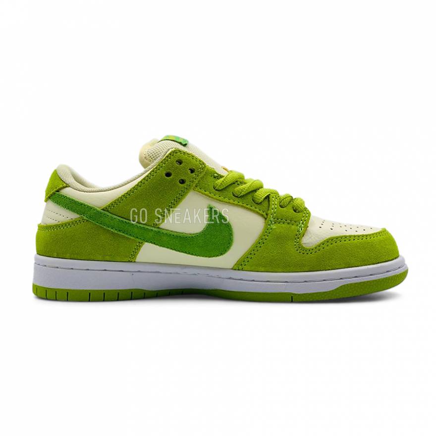 Nike apple clearance green shoes