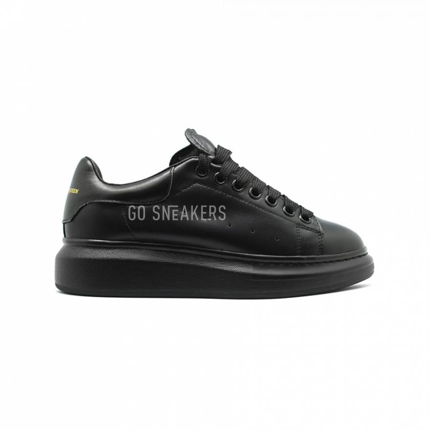 Alexander McQueen Luxe Total Black 11 490