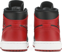 Nike Air Jordan 1 Mid 'Banned'